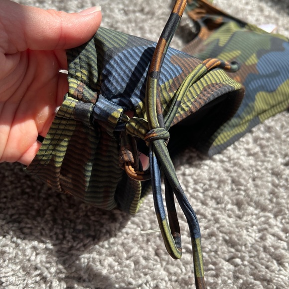 Camo bikini top - Picture 2 of 4